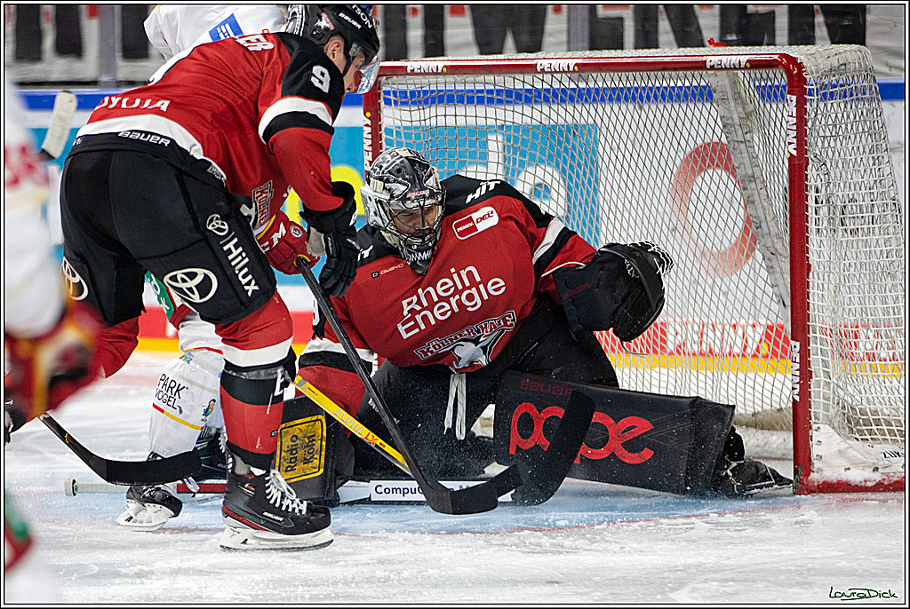 PENNY DEL; Koelner Haie- Duesseldorfer EG; Koeln, 16.01.2022